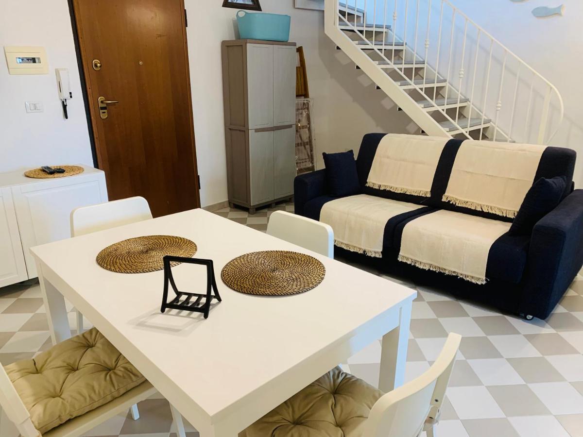 Wonderful Apartment In Old Alghero Exteriör bild