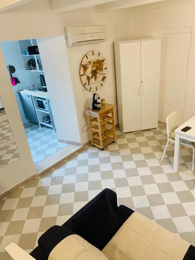 Wonderful Apartment In Old Alghero Exteriör bild