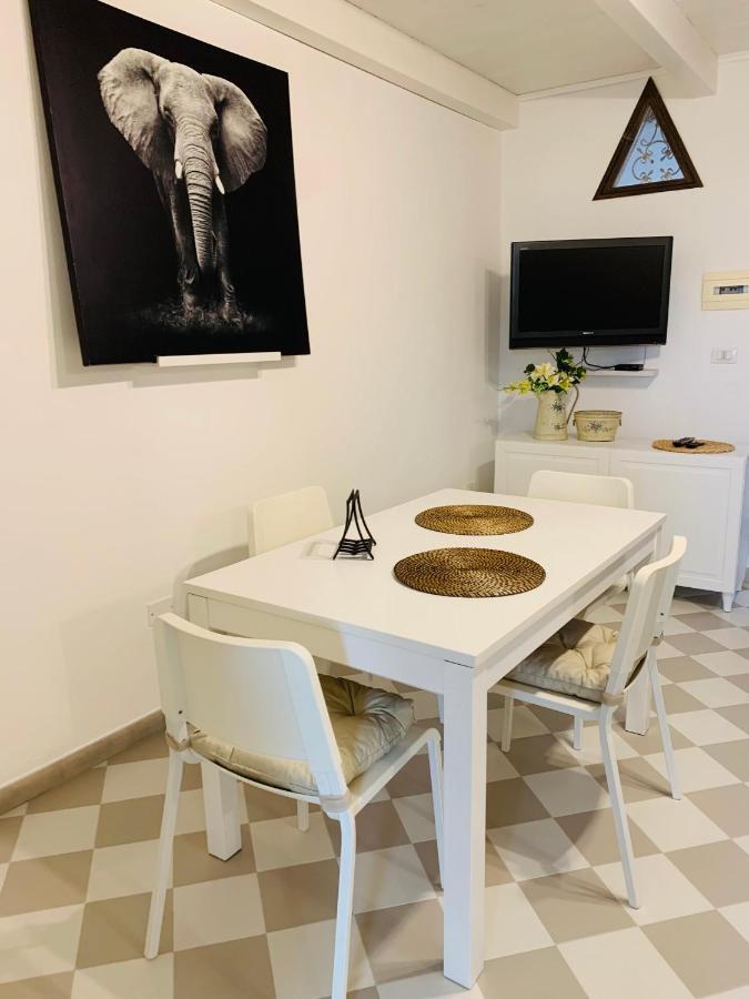 Wonderful Apartment In Old Alghero Exteriör bild