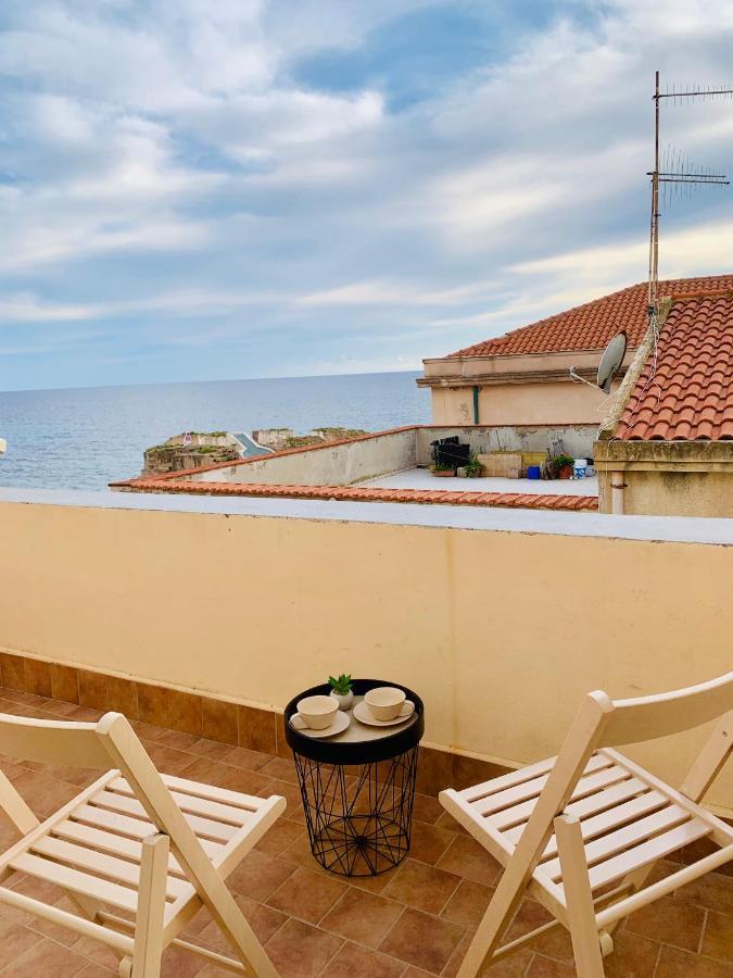 Wonderful Apartment In Old Alghero Exteriör bild